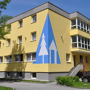 Eduard-heinrich-haus, Хостел