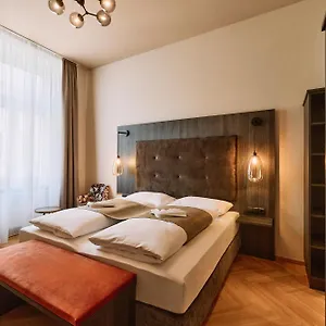 **** Hotell Urban Rathaus - Self Check-in Österrike