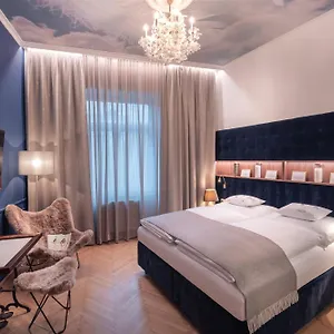 Boutiquehotel Donauwalzer Otel