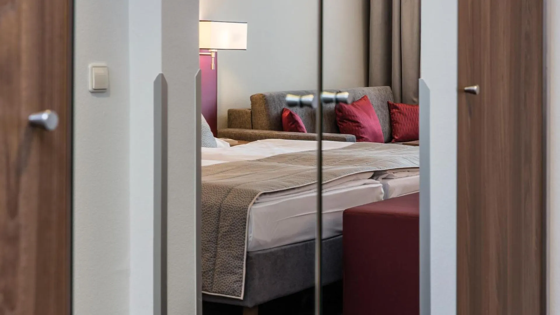 Austria Trend Hotel Europa Salzburg 4*,  Austria